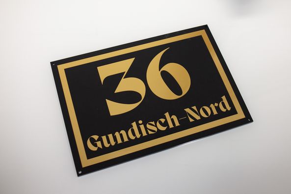 Hausnummer-Schild (2)